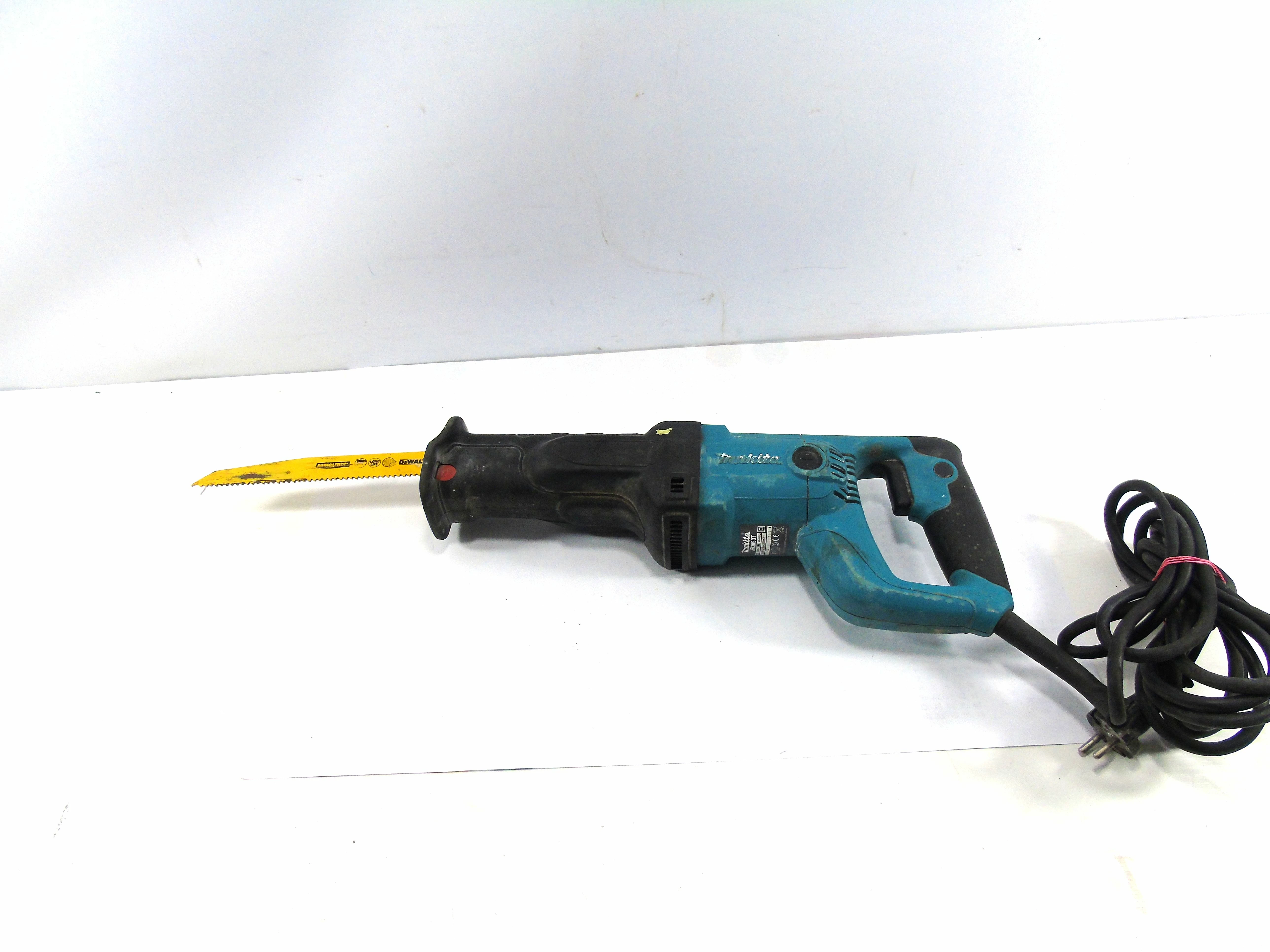 pila-szablasta-makita-jr3050t-plac-wolnosci-6-zuromin