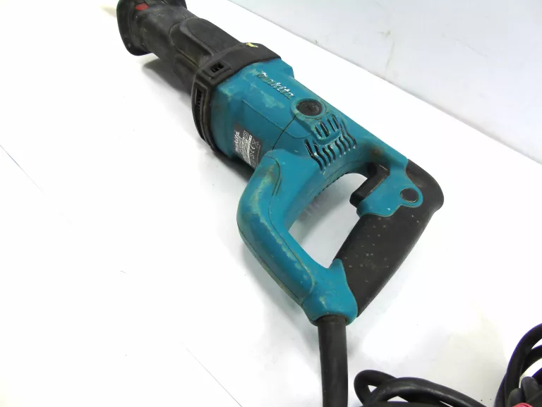 pila-szablasta-makita-jr3050t-marka-248811-950929