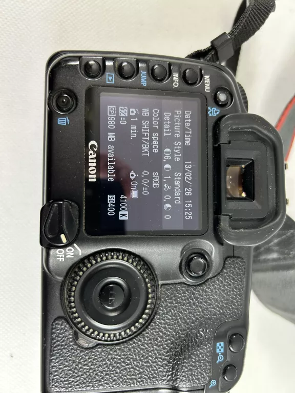 aparat-canon-eos-30d-pudelko-akcesoria-jakosc-video-206962-228954