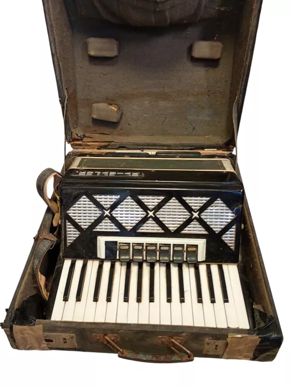 akordeon-kujawiak-w-walizce-poniatowskiego-19-a-zgorzelec-markos