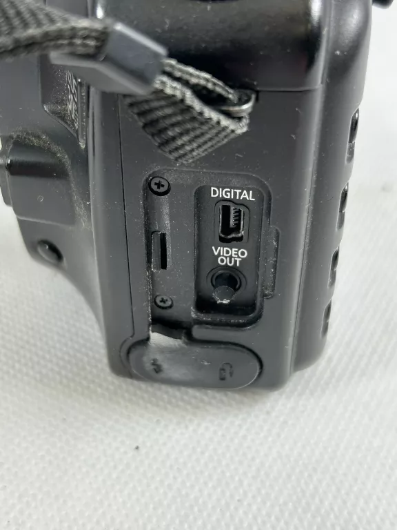 aparat-canon-eos-30d-pudelko-akcesoria-rozmiar-matrycy-206882-228774