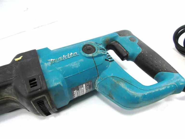 pila-szablasta-makita-jr3050t-kod-producenta-jr3050t