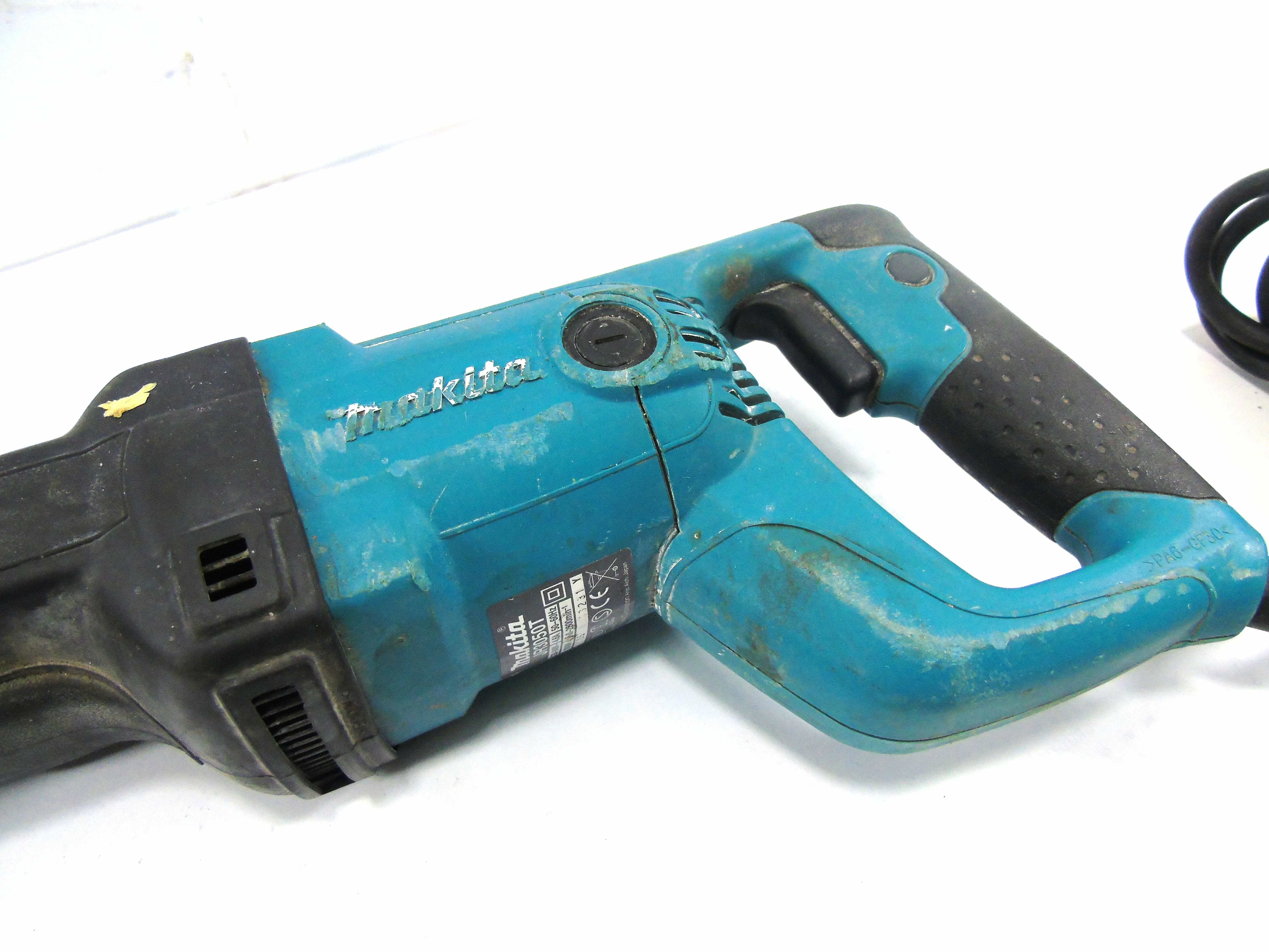 pila-szablasta-makita-jr3050t-kod-producenta-jr3050t