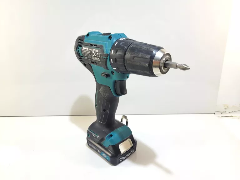 wkretarka-makita-df333d-walizka-akumulator-ladowarka-rodzaj-silnika-204657-221321