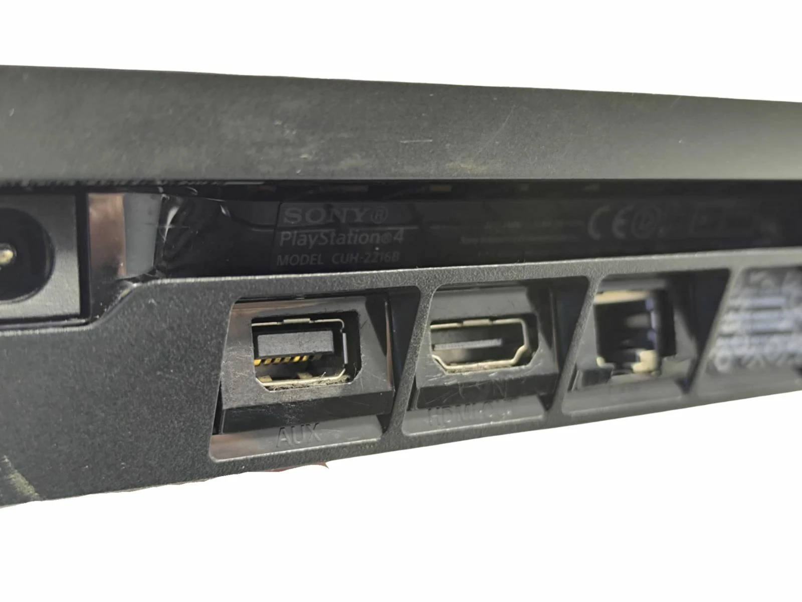 konsola-sony-playstation-4-slim-cuh-2216b-1tb-opis-dysk-wbudowana-pamiec-5179-352249