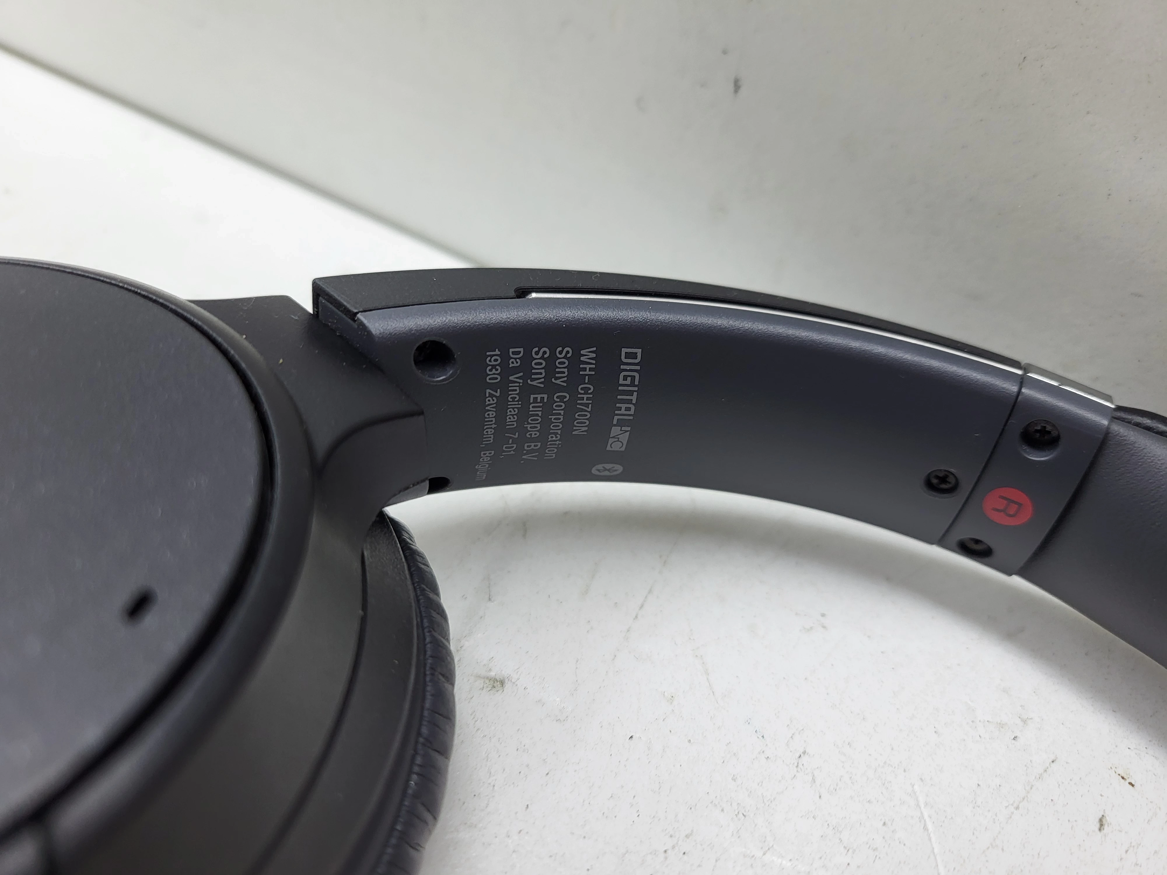 nauszne-sluchawki-bezprzewodowe-sony-wh-ch700-marka-248811-1940277