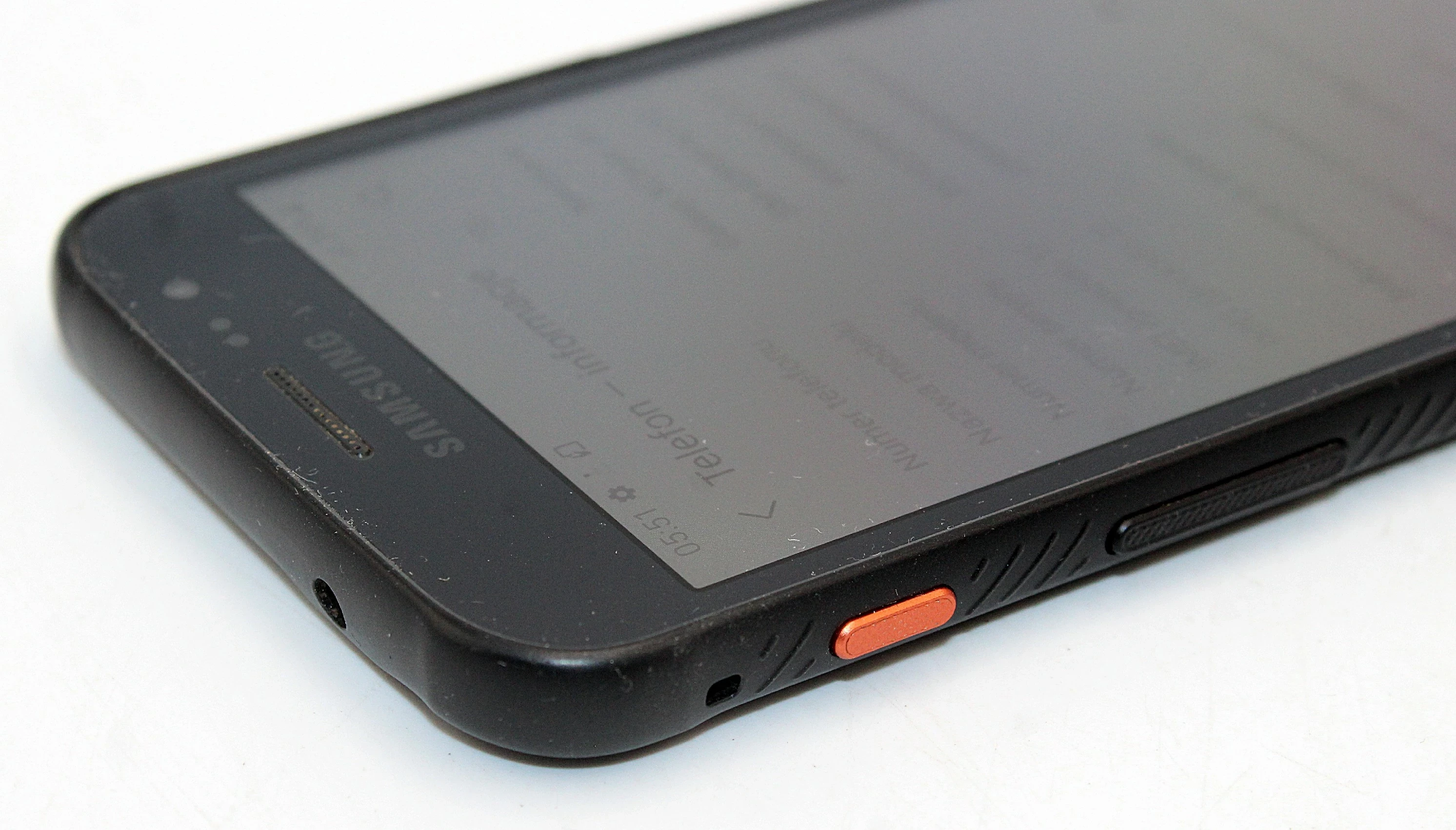 telefon-samsung-galaxy-xcover-4s-sm-g398fnds-332gb-czarny-wbudowana-pamiec-202869-214197