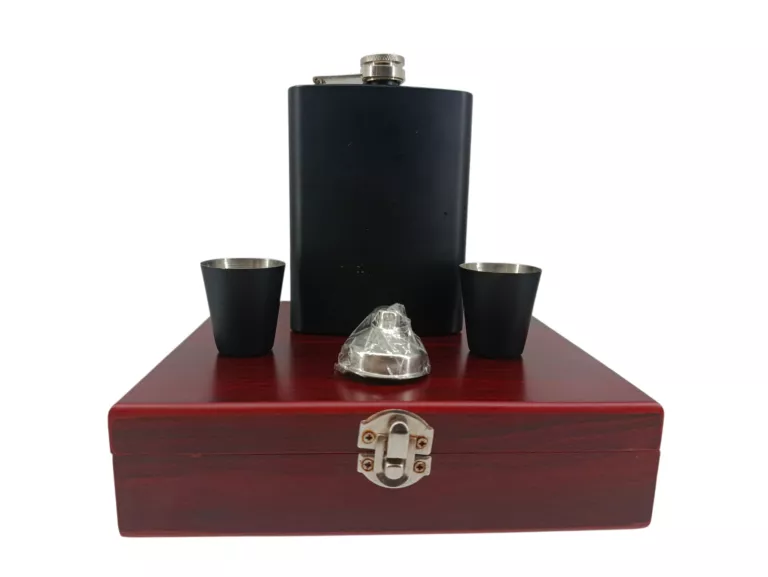 piersiowka-stalowa-pudelko-drewniane-2xkieliszeklejek-jana-pawla-ii-1-konstantynow-mk