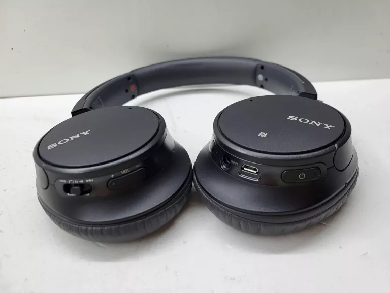 nauszne-sluchawki-bezprzewodowe-sony-wh-ch700-stan-11323-2