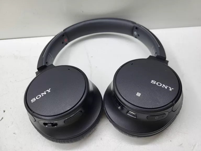 nauszne-sluchawki-bezprzewodowe-sony-wh-ch700-ean-gtin-4548736070387