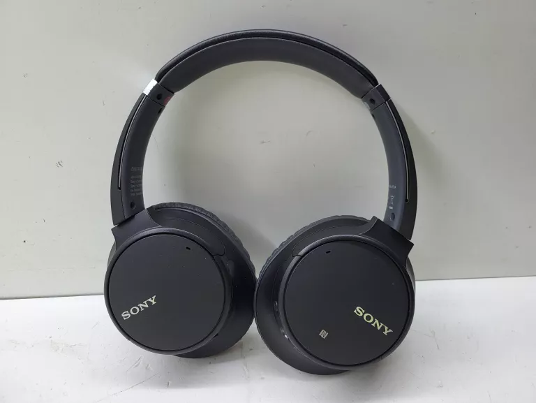 nauszne-sluchawki-bezprzewodowe-sony-wh-ch700-pl-wolnosci-12-sj-wloclawek