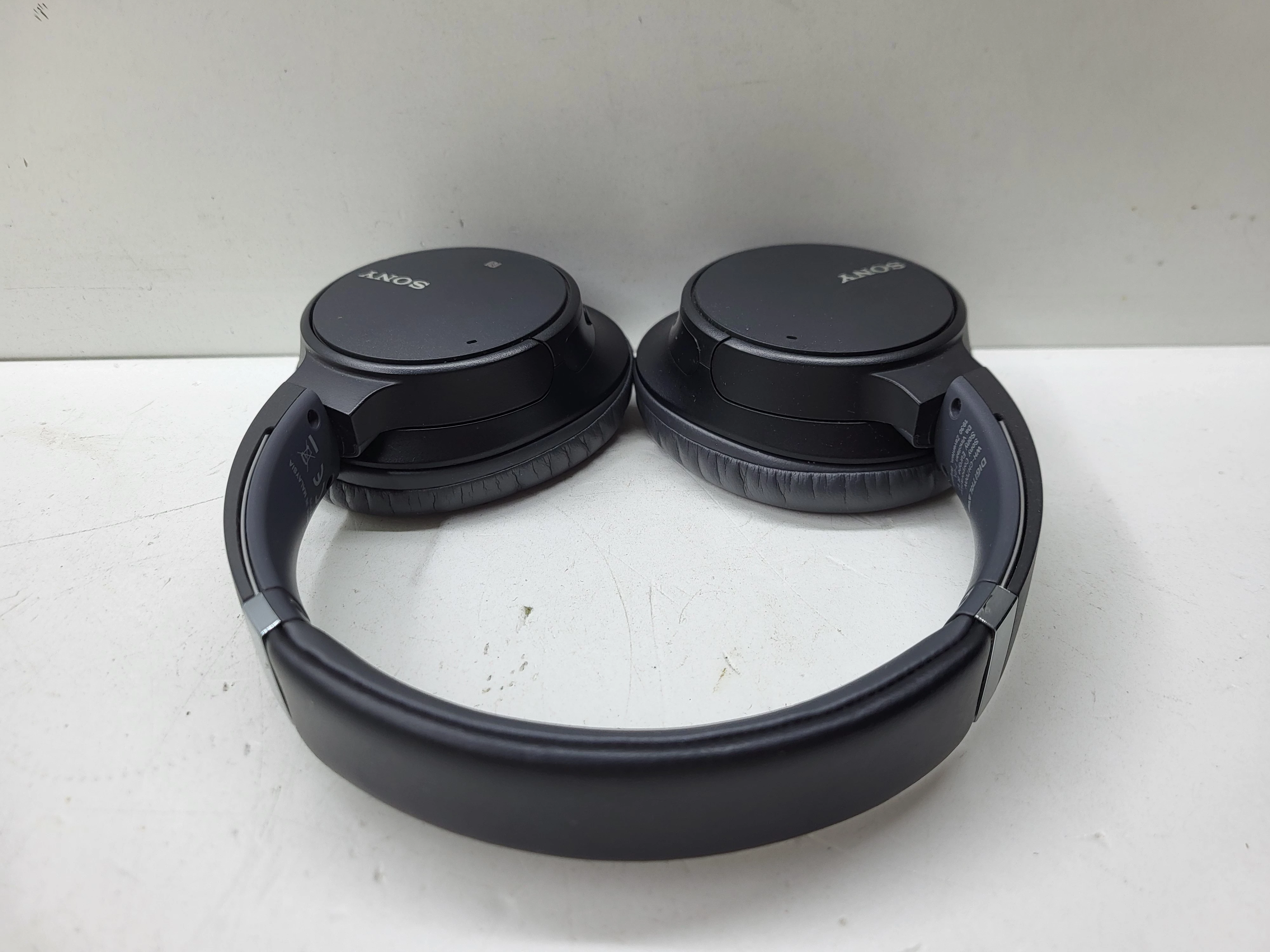 nauszne-sluchawki-bezprzewodowe-sony-wh-ch700-transmisja-sygnalu-203713-217785