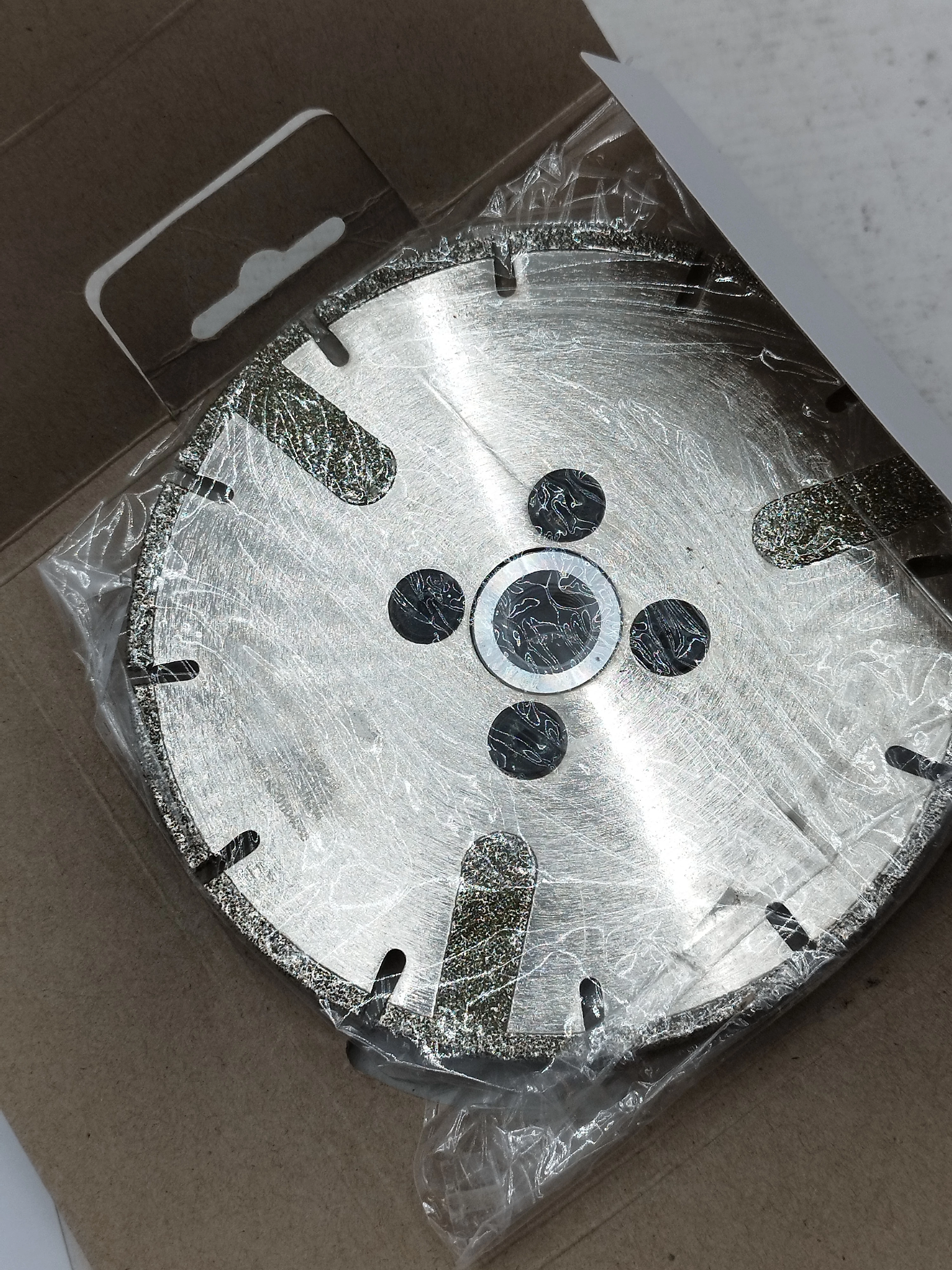 tarcza-diamentowa-en13236-m14-125-zastosowanie-25168-1