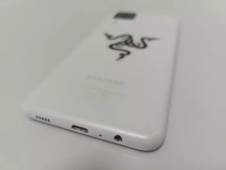 telefon-samsung-a12-64gb-solo-przekatna-ekranu-650