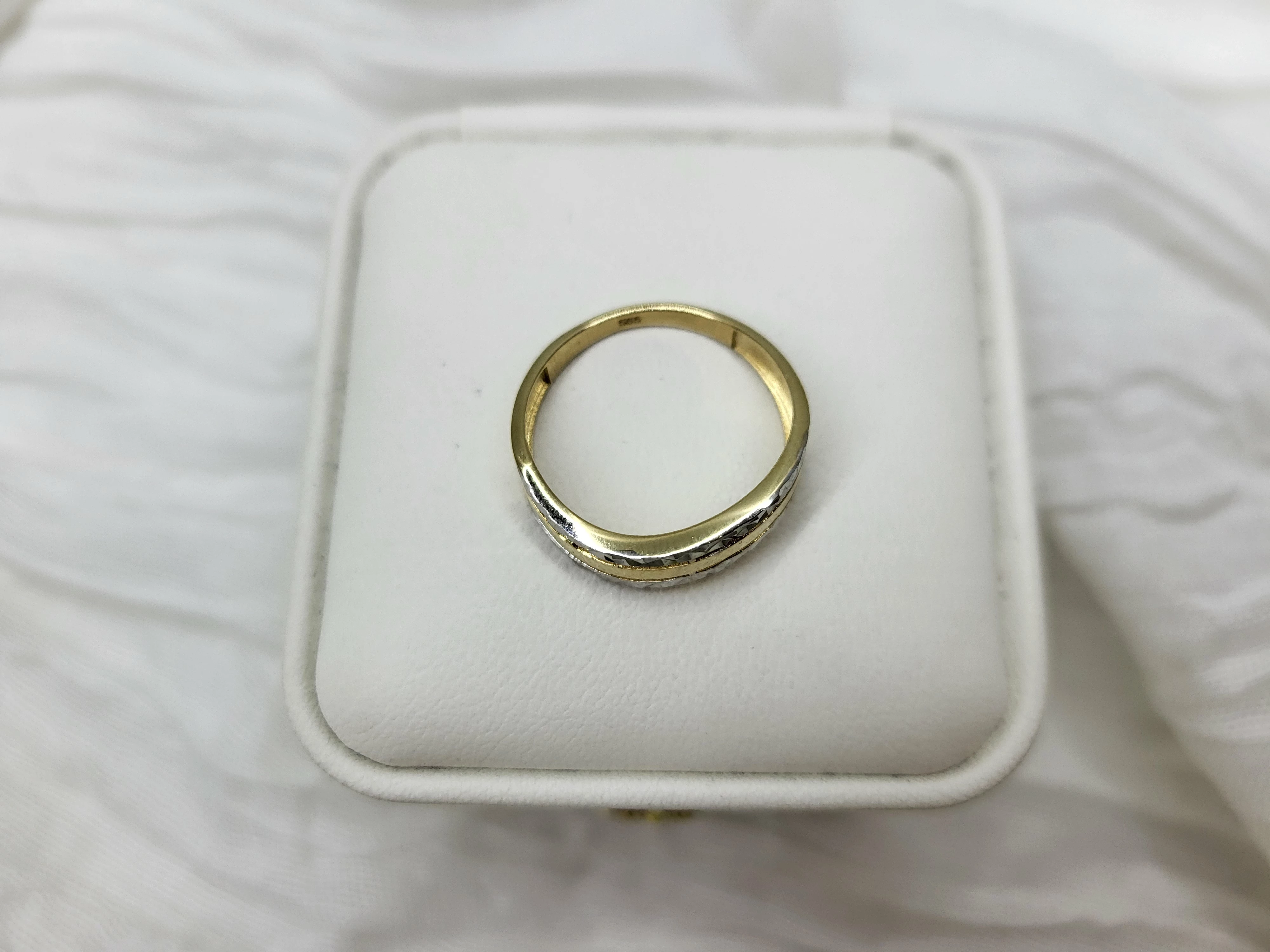 zloty-pierscionek-pr585-220g-r18-kamien-17088-128