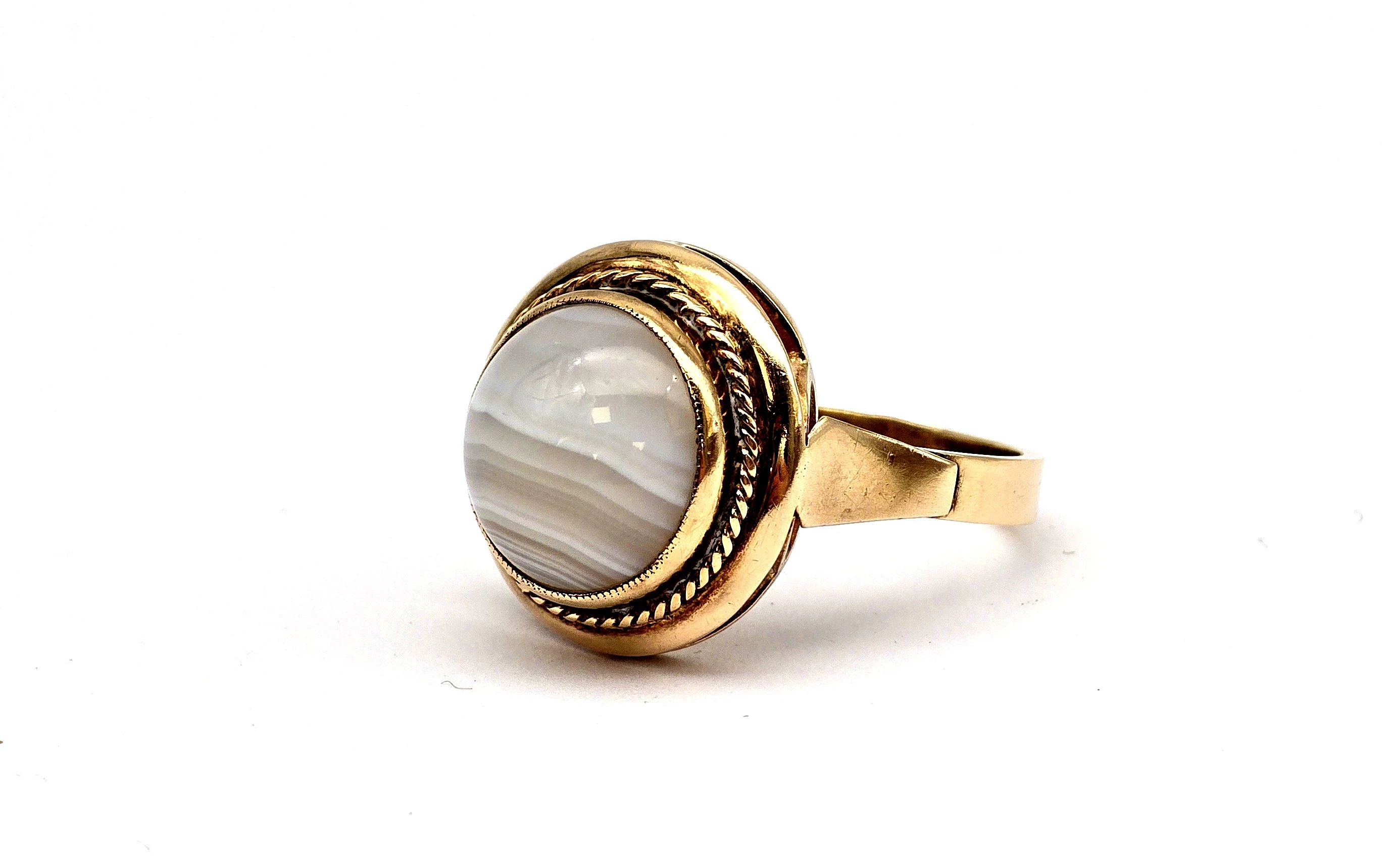 zloty-pierscionek-585-569g-r18-rodzaj-2205-2