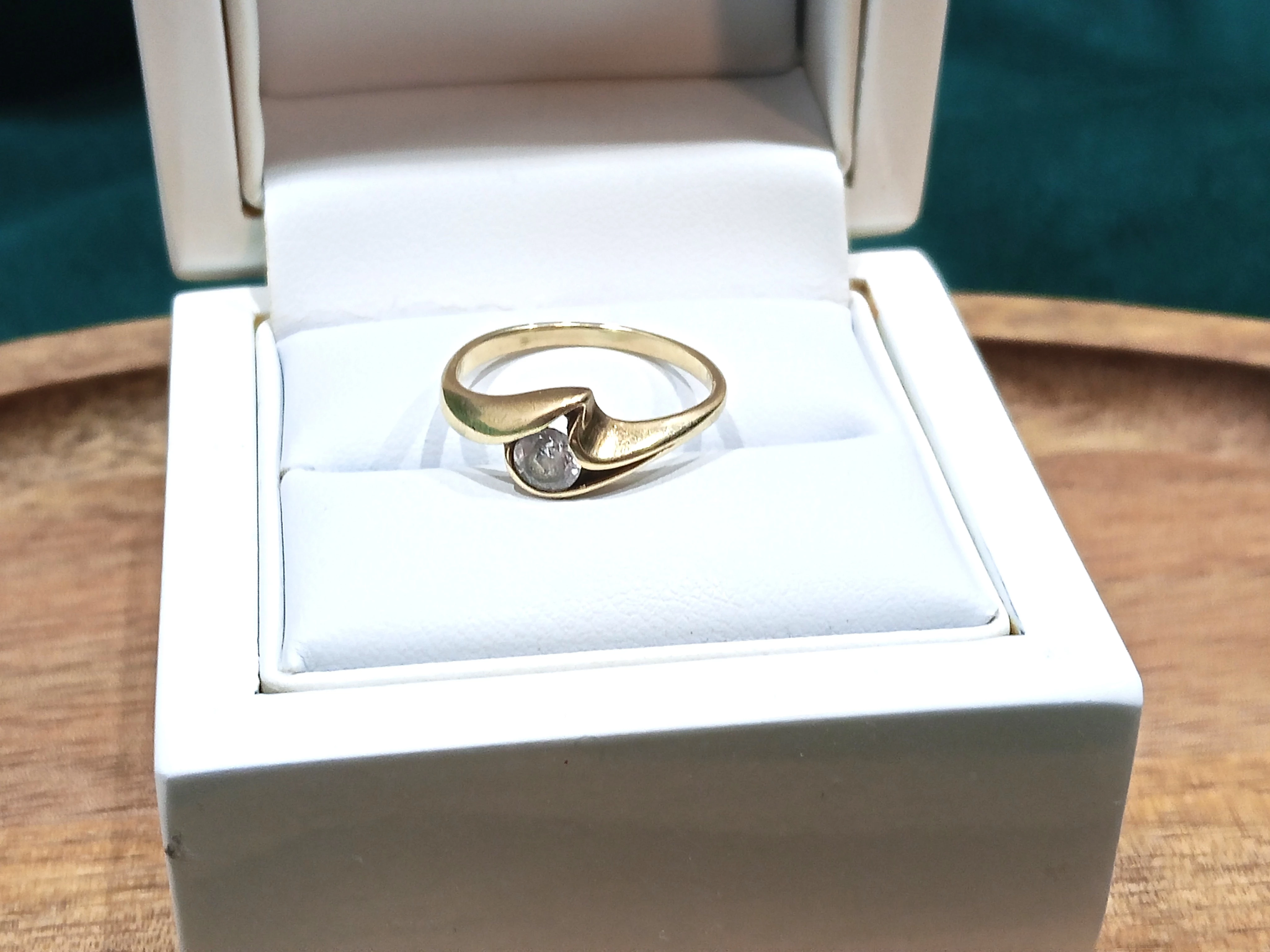 zloty-pierscionek-333-173g-r13-material-15835-2