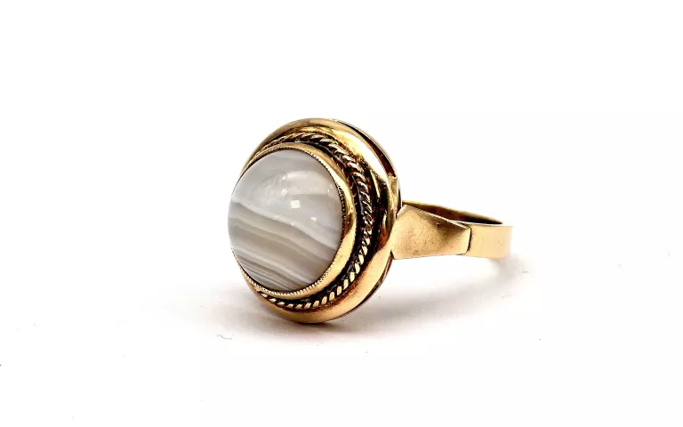 zloty-pierscionek-585-569g-r18-rodzaj-2205-2