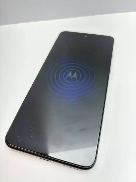 telefon-smartfon-motorola-moto-g13-4-gb-128-gb-4g-lte-fioletowy-kolbe-1a-pila