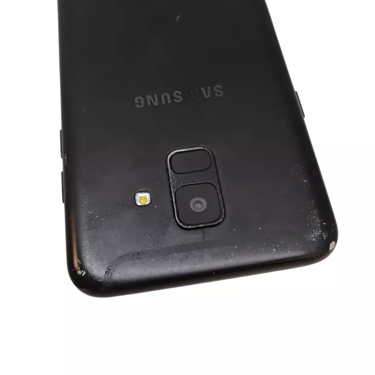 telefon-galaxy-a6-goly-typ-202685-212929