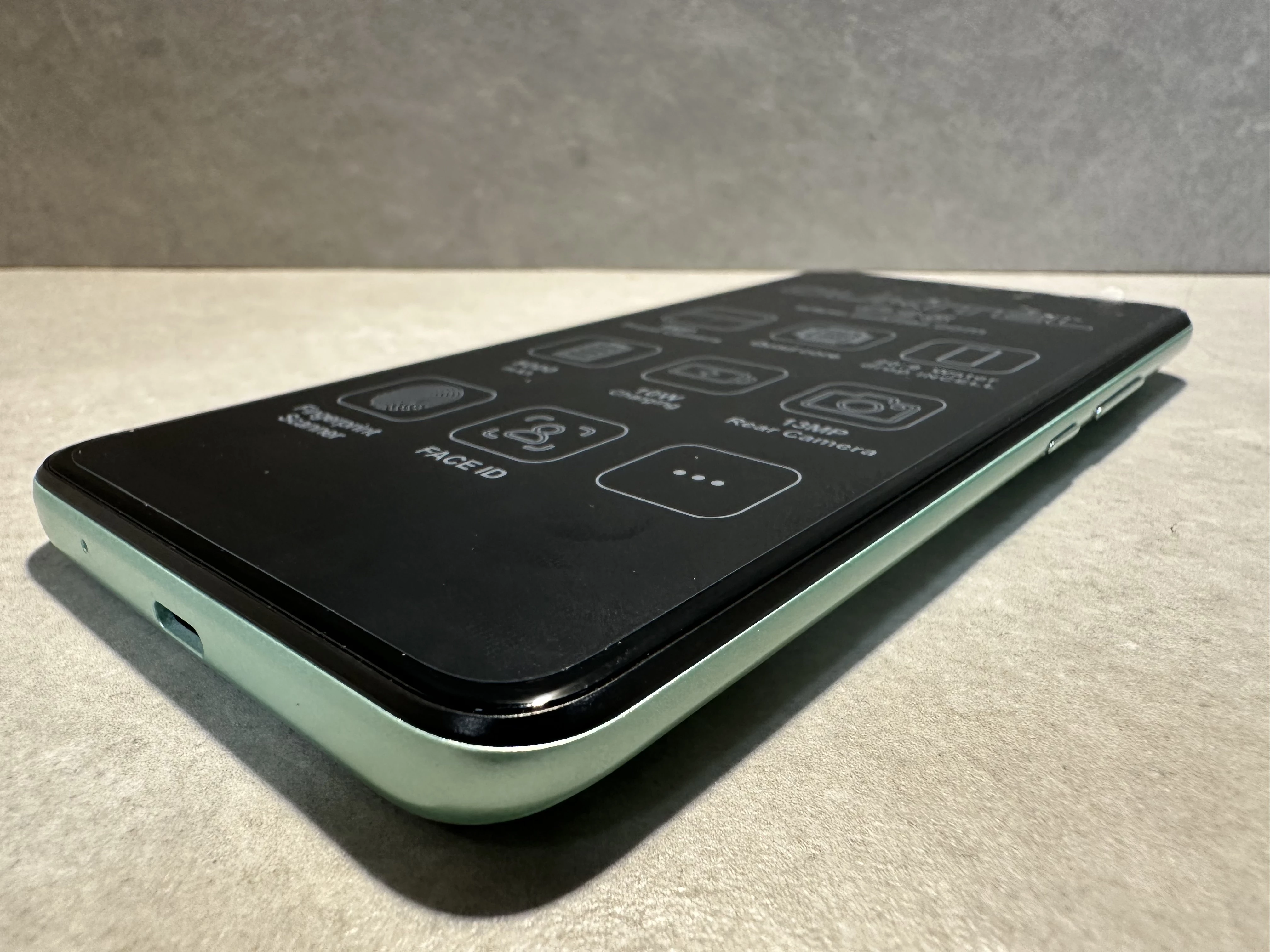 telefon-oukitel-c25-4gb64gb-kolor-mint-green-kod-producenta-wp20pro-gnol