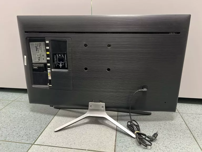 telewizor-samsung-ue32m5622ak-pilot-kod-producenta-8806085424814