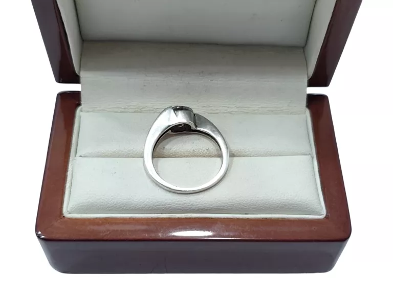 srebrny-pierscionek-925-stan-11323-2