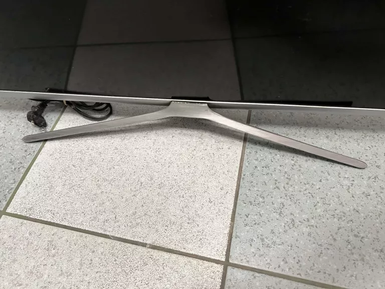 telewizor-samsung-ue32m5622ak-pilot-typ-telewizora-211486-250142