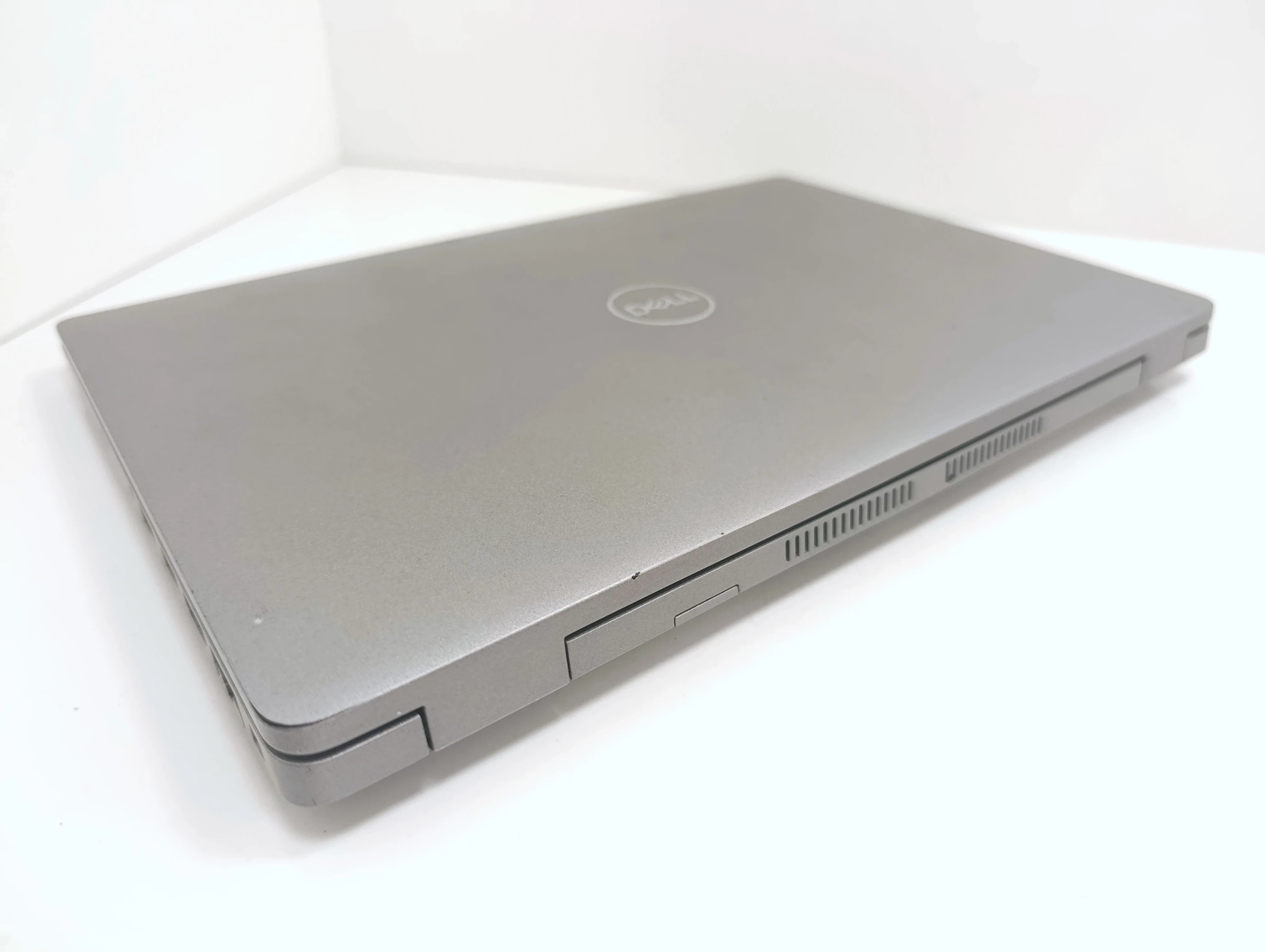 laptop-dell-latitude-5421-i7-11850h-24gb-512gb-ssd-rodzaj-karty-graficznej-1234-2
