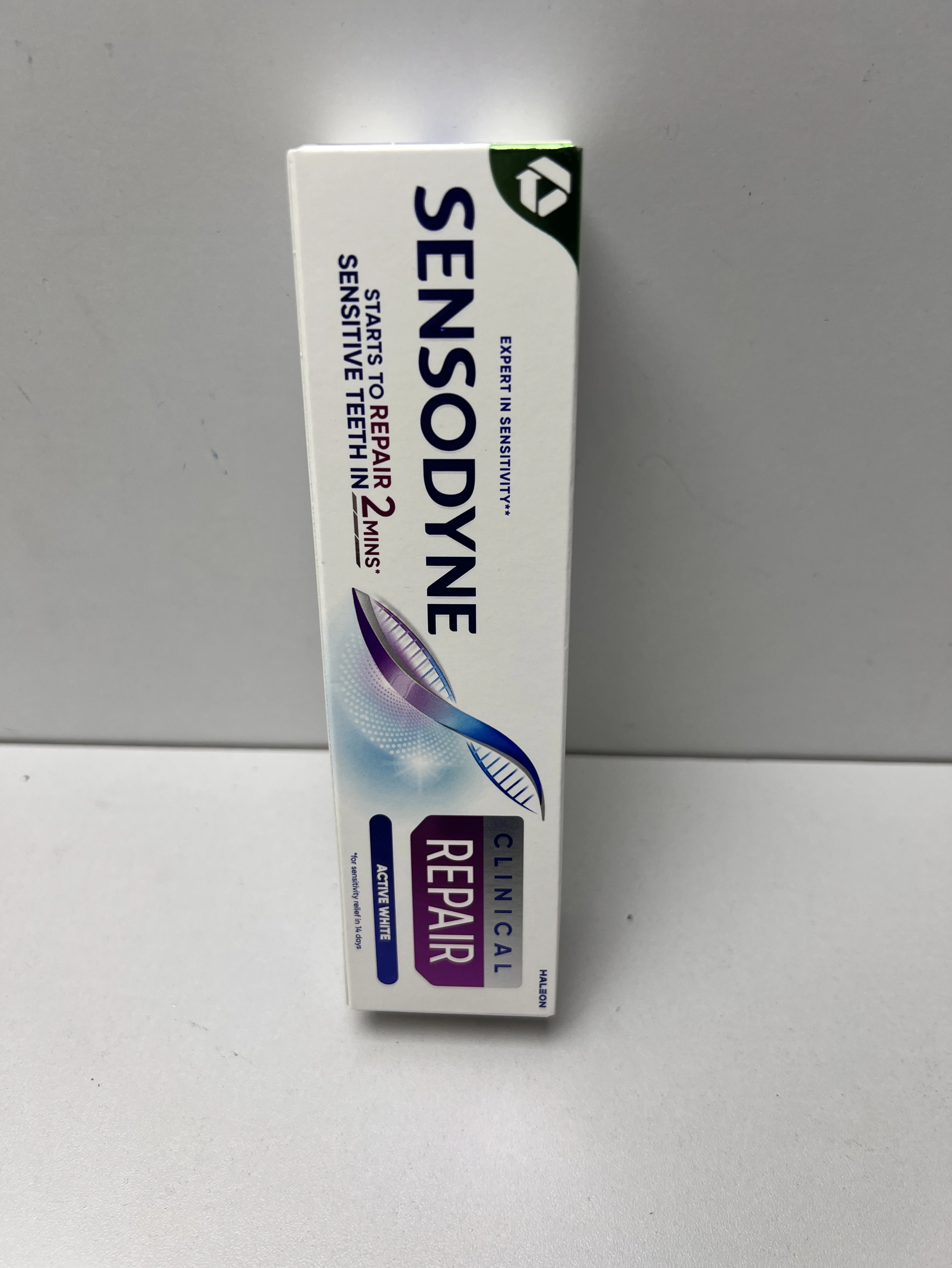 sensodyne-clinical-repair-pasta-do-zebow-z-aktywnym-wybielaniem-75-ml-wroclawska-80-legnica