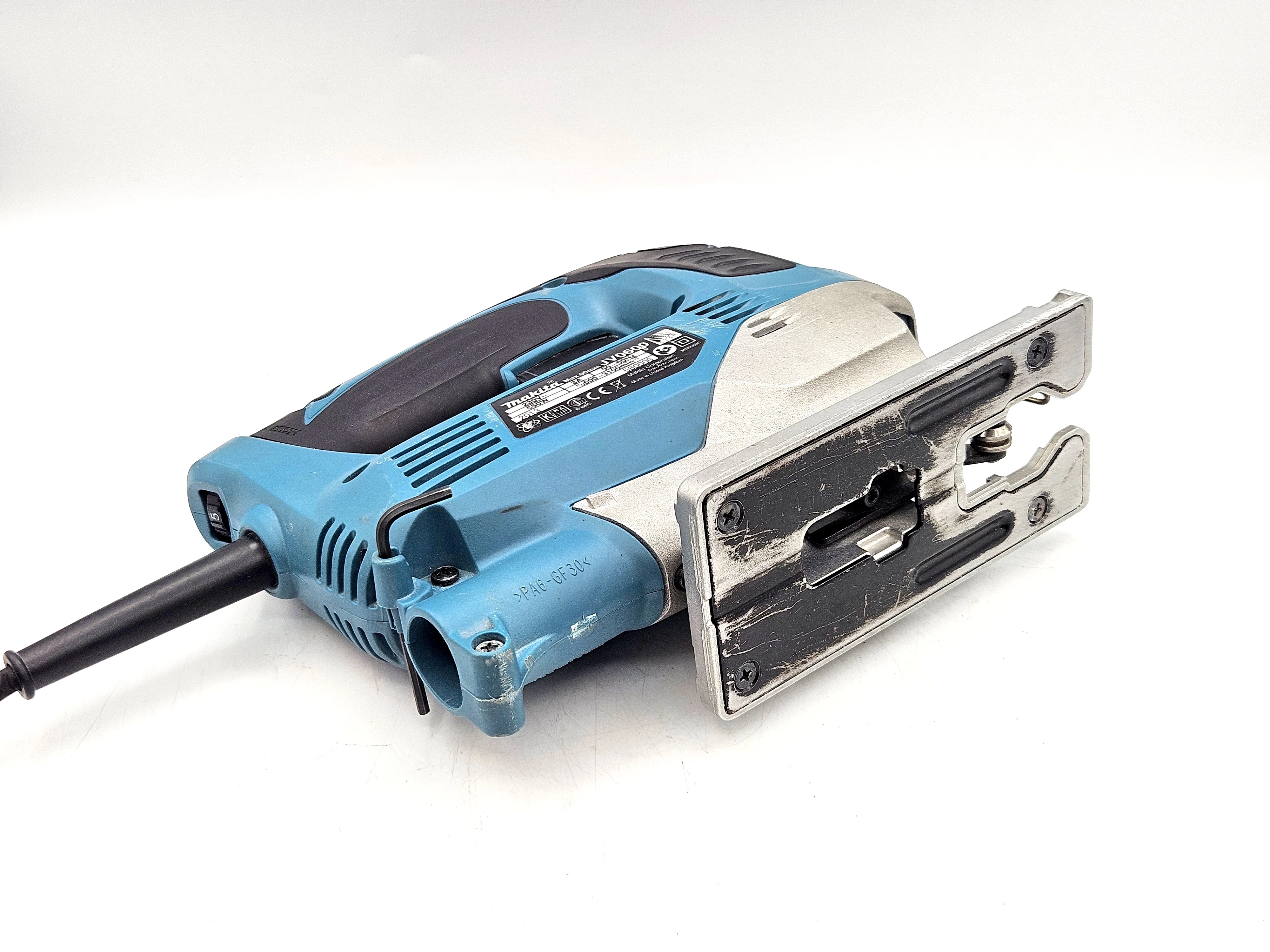 wyrzynarka-makita-jv0600-650w-max90mm-3100rpm-walizka-zasilanie-209202-238306