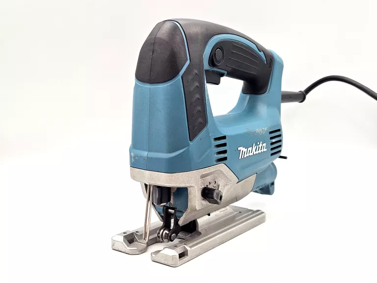 wyrzynarka-makita-jv0600-650w-max90mm-3100rpm-walizka-mocowanie-brzeszczotu-205041-222245