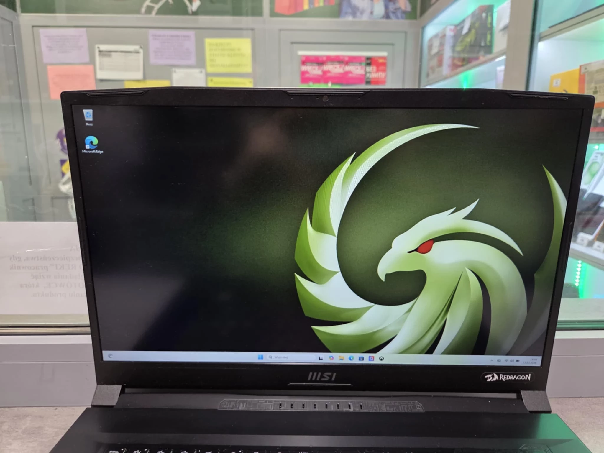 laptop-msi-bravo-17-d7v-ryzen-7-7735hs-ssd-1tb-gb-rtx-4060-seria-procesora-4366-293001