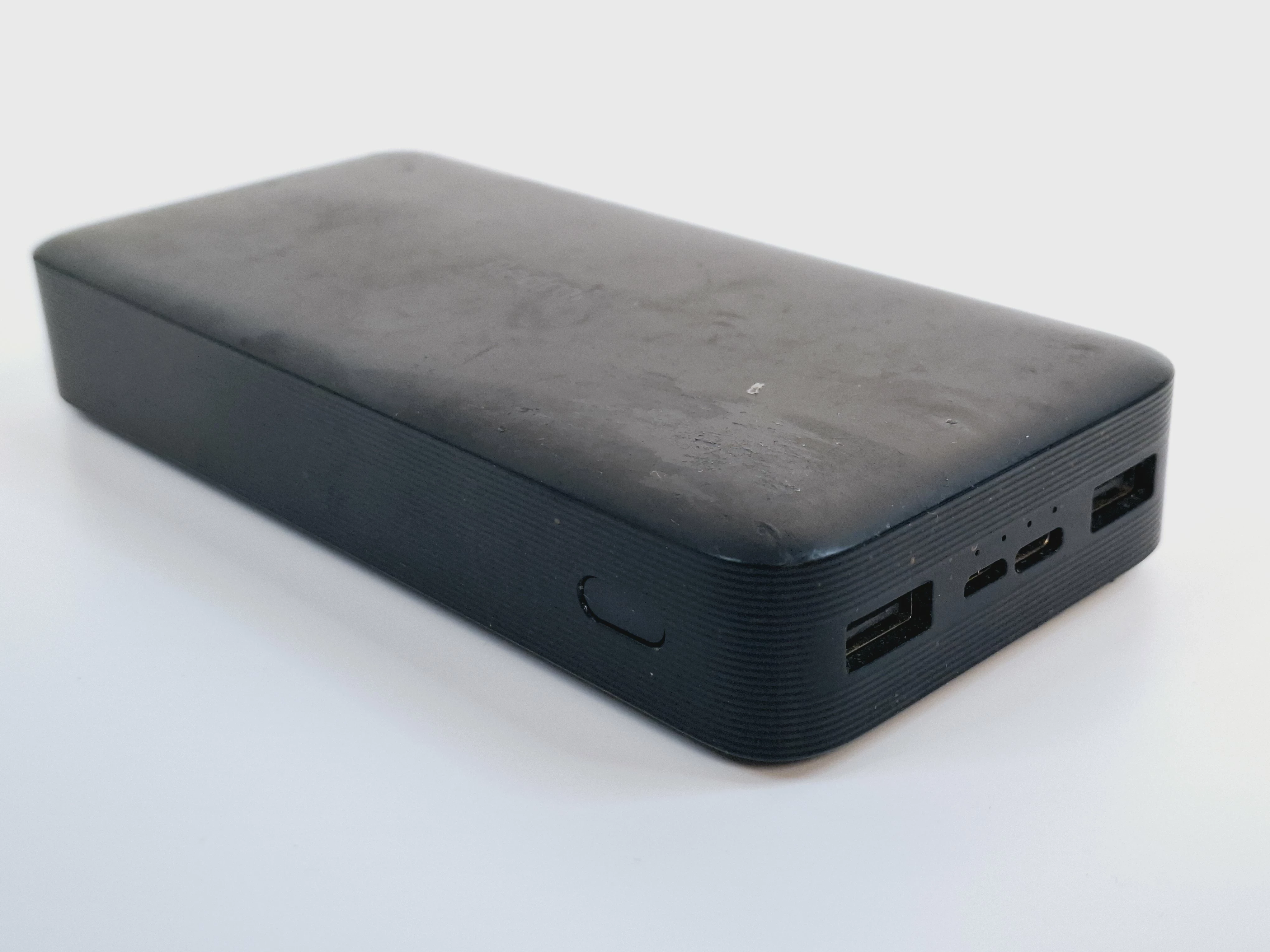 powerbank-redmi-20000mah-czarny-stan-11323-2