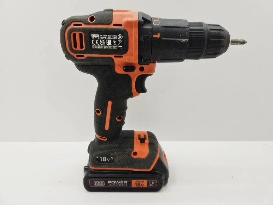 wkretarka-blackdecker-bcd700s-akumulator-15ah-stan-11323-2