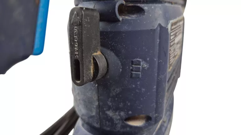 einhell-mlotowiertarka-bt-rh-900-maksymalna-moc-160000