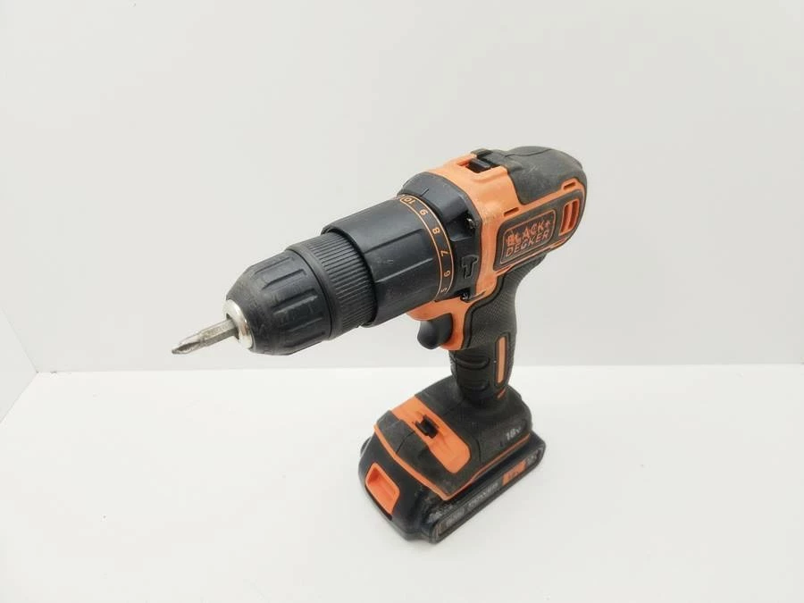 wkretarka-blackdecker-bcd700s-akumulator-15ah-pojemnosc-akumulatora-150