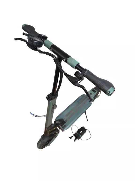 hulajnoga-vsett-8-ladowarka-kluczyk-predkosc-maksymalna-2000