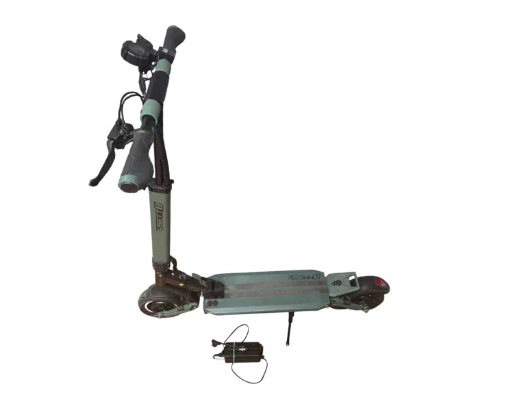 hulajnoga-vsett-8-ladowarka-kluczyk-dworcowa-52-bydgoszcz