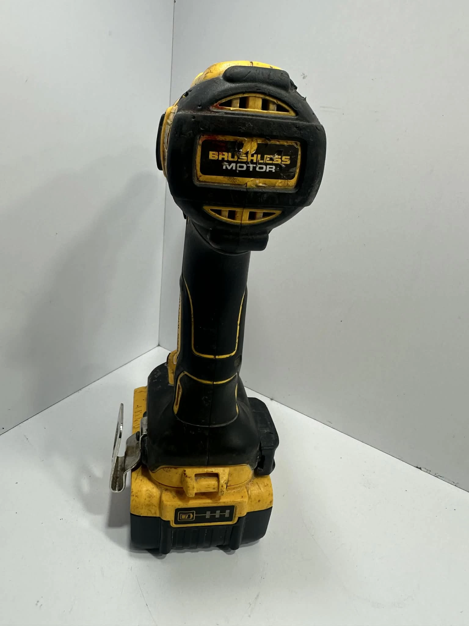 wkretarka-dewalt-dcd-791-rodzaj-silnika-204657-221325