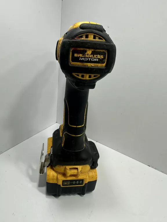 wkretarka-dewalt-dcd-791-rodzaj-silnika-204657-221325