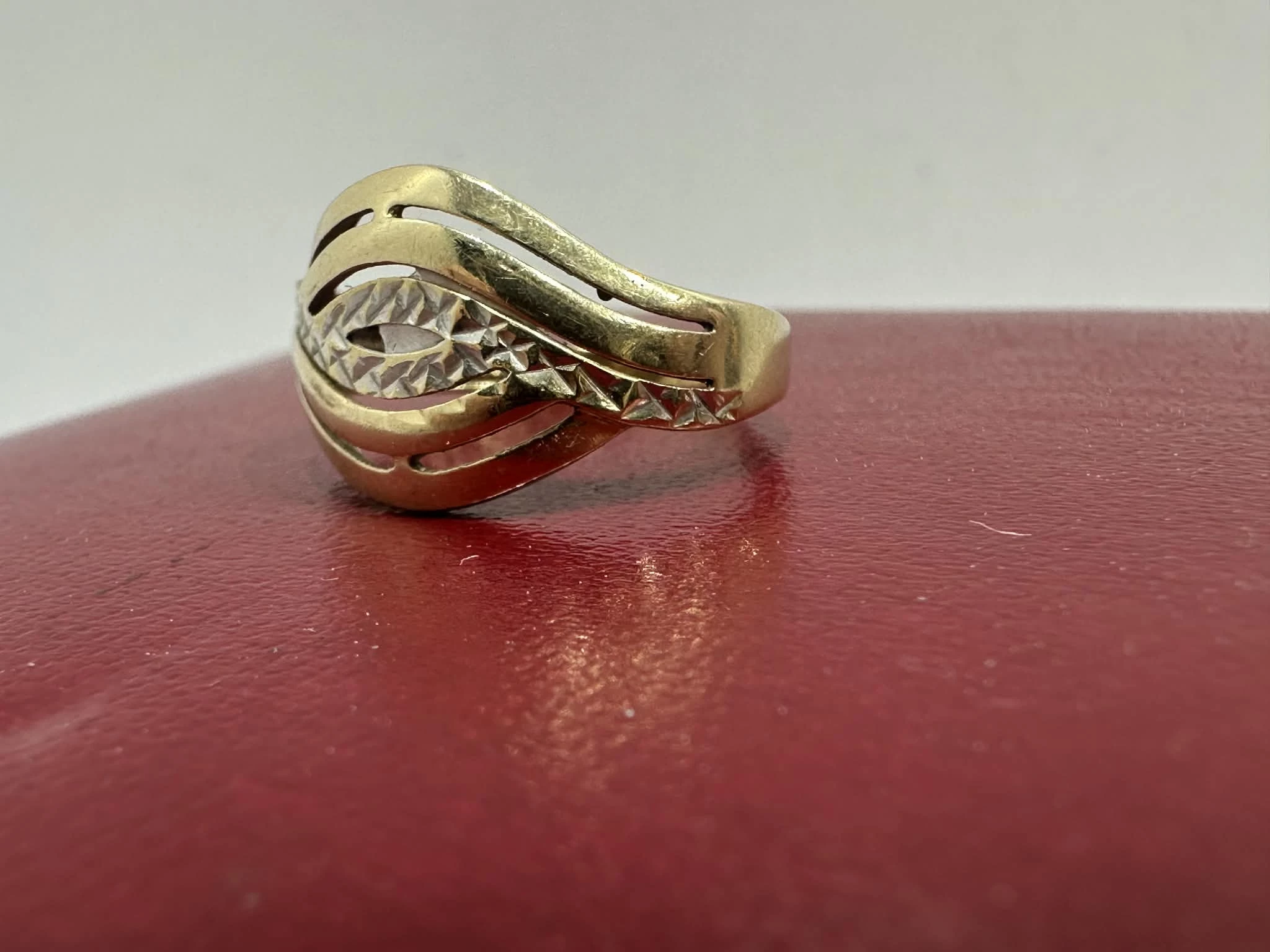 sliczny-zloty-pierscionek-239g585-bielska-45-plock