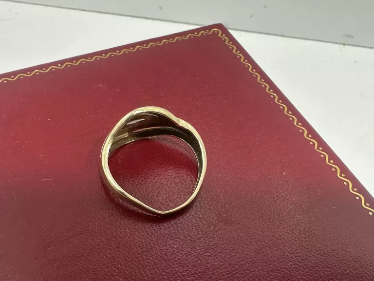 sliczny-zloty-pierscionek-239g585-rodzaj-2205-16