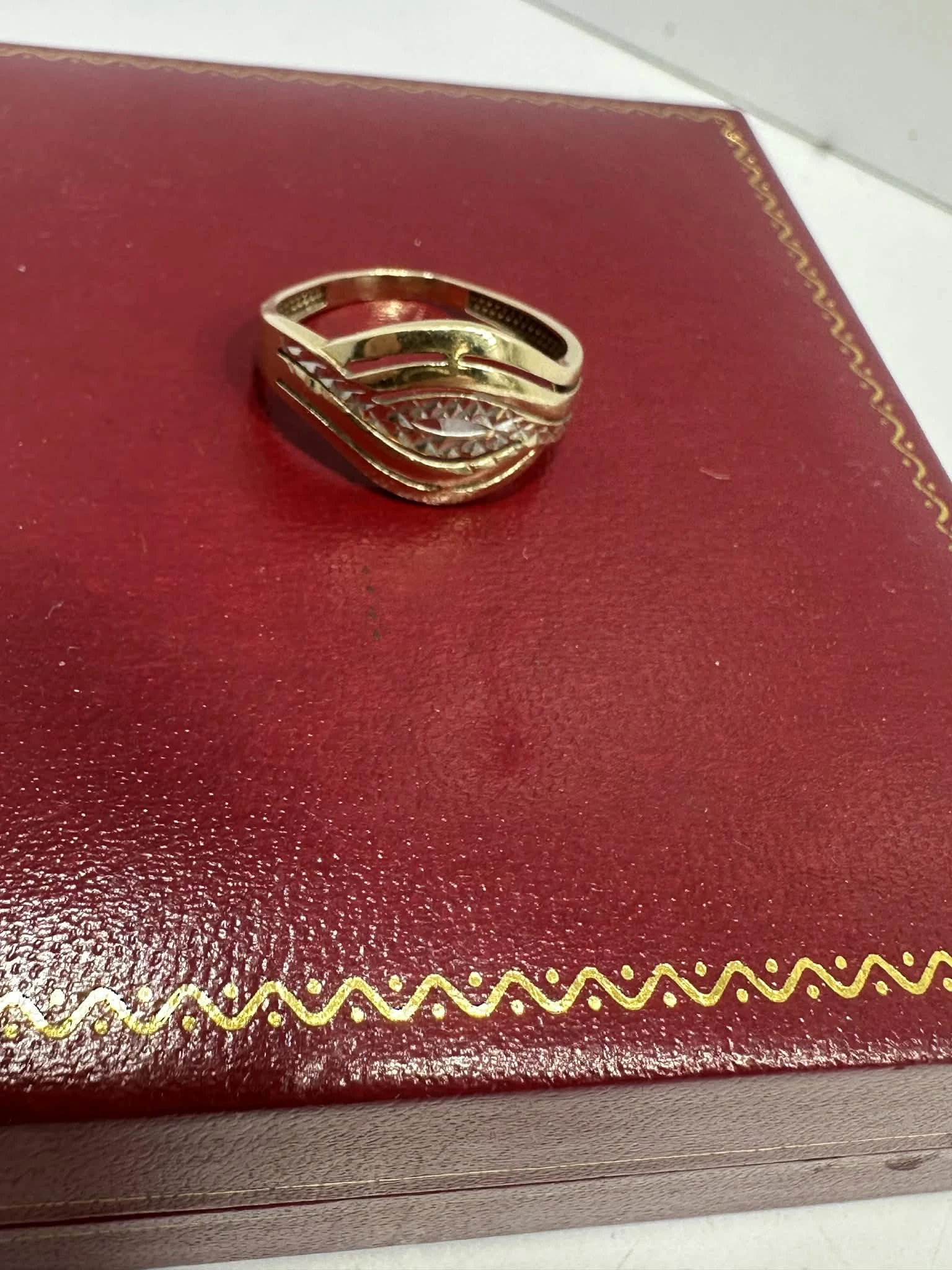 sliczny-zloty-pierscionek-239g585-stan-11323-2