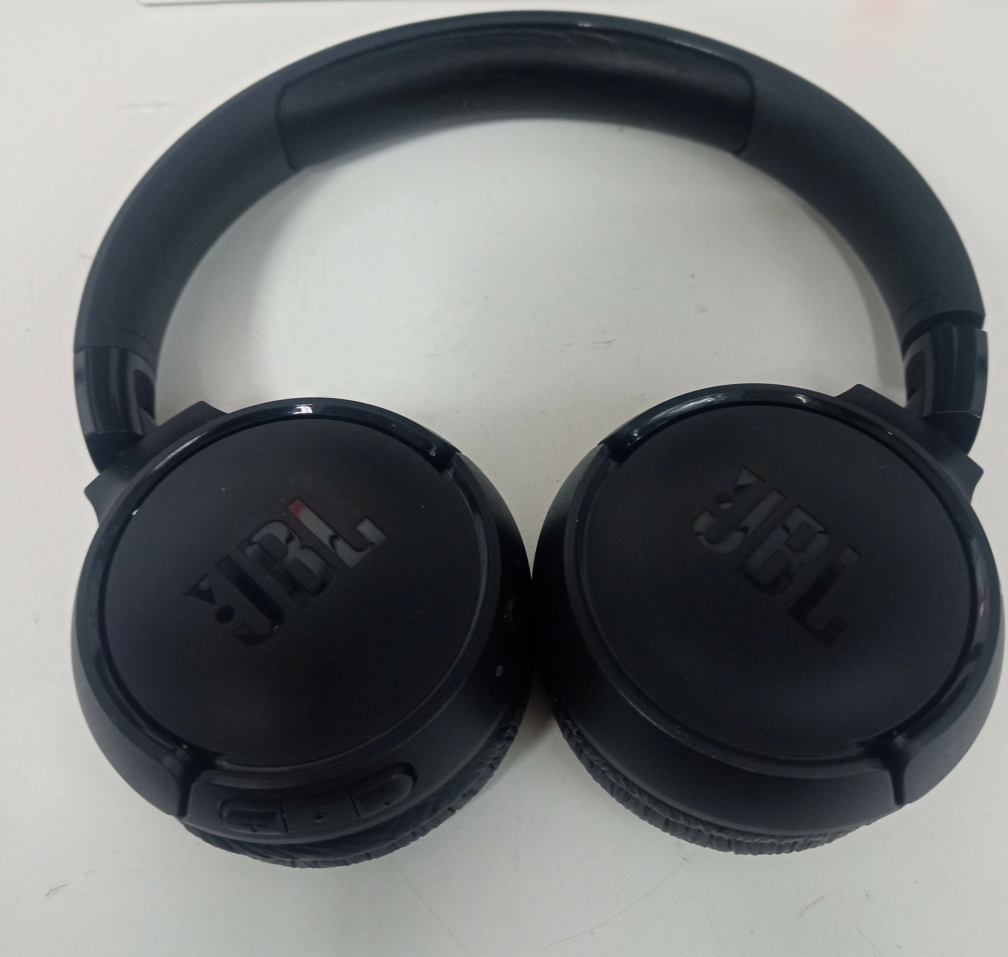 sluchawki-jbl-tune-520bt-pudelko-stan-11323-2