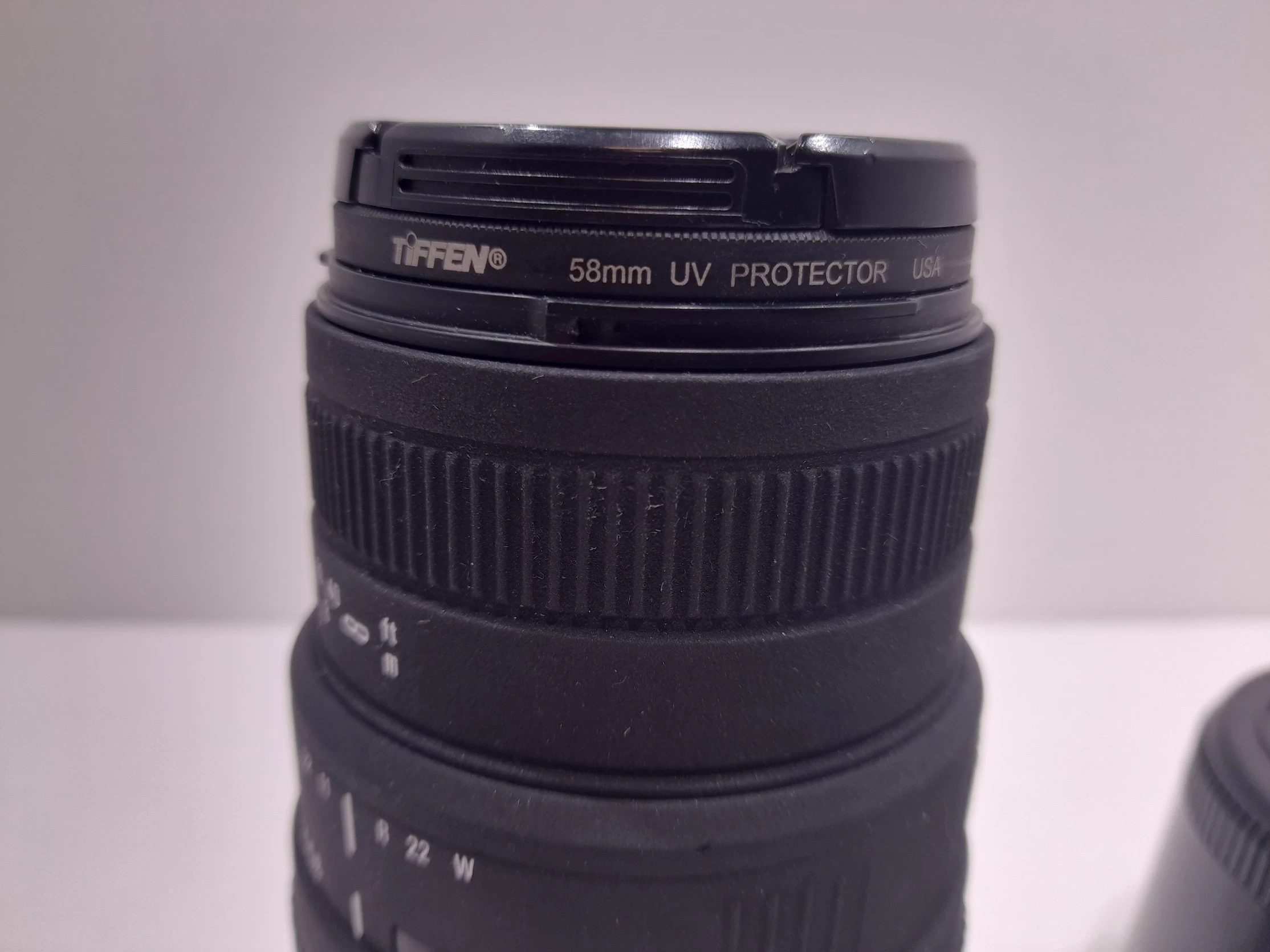 obiektyw-sigma-dg-70-300mm-14-56-przyslona-207058-229282