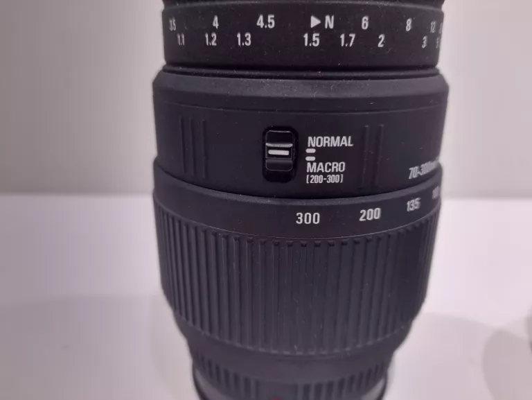 obiektyw-sigma-dg-70-300mm-14-56-kod-producenta-508928
