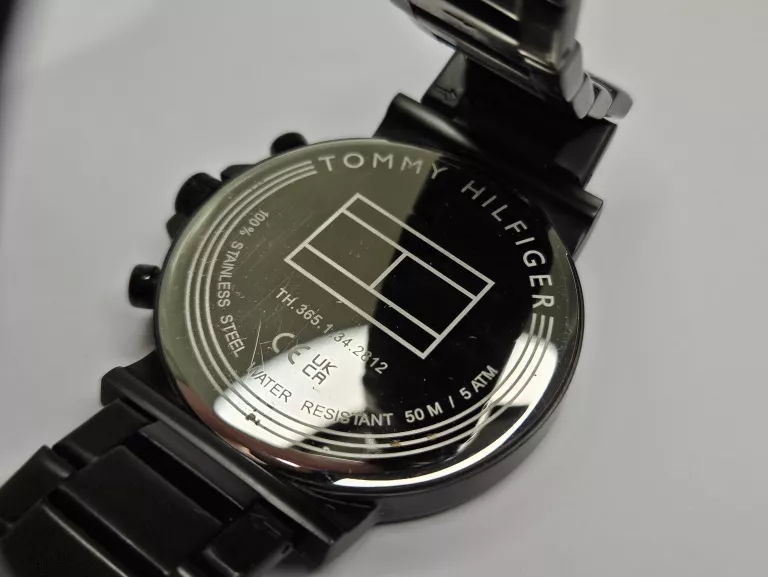zegarek-tommy-hilfiger-365114-pud-porysowane-szklo-wodoszczelnosc-129221-6