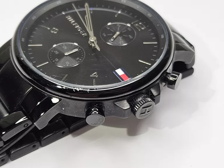 zegarek-tommy-hilfiger-365114-pud-porysowane-szklo-funkcje-220-8