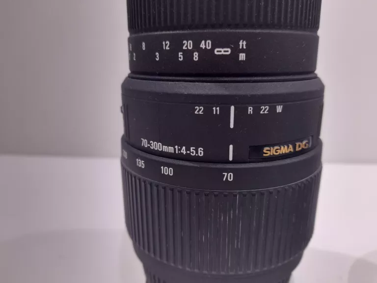 obiektyw-sigma-dg-70-300mm-14-56-typ-obiektywu-7120-4
